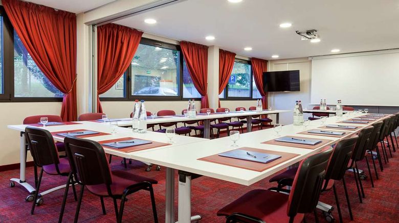 <b>Hotel Kyriad Meeting</b>. Images powered by <a href="https://iceportal.shijigroup.com/" title="IcePortal" target="_blank">IcePortal</a>.