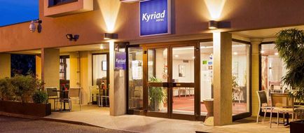 Hotel Kyriad Exterior