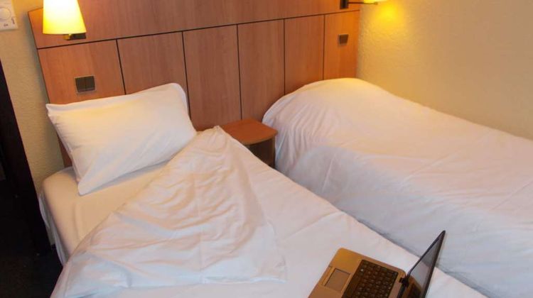 Kyriad Tarbes Odos Room