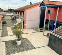 Kyriad Toulouse Roques Exterior
