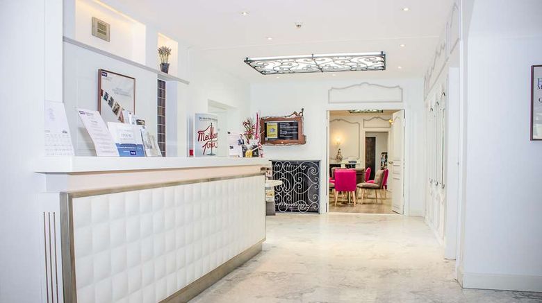<b>Hotel Kyriad Tours Centre Lobby</b>. Images powered by <a href="https://iceportal.shijigroup.com/" title="IcePortal" target="_blank">IcePortal</a>.