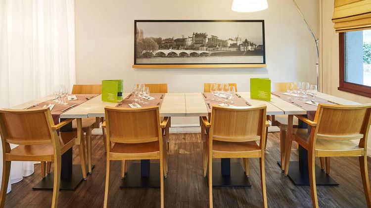 Kyriad Tours Sud Restaurant