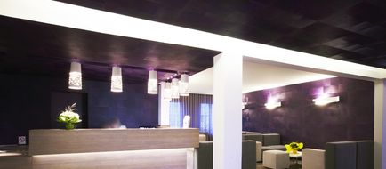 Kyriad Valence Nord Lobby