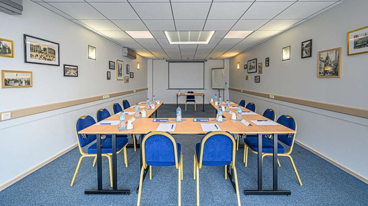 Hotel Kyriad Meeting