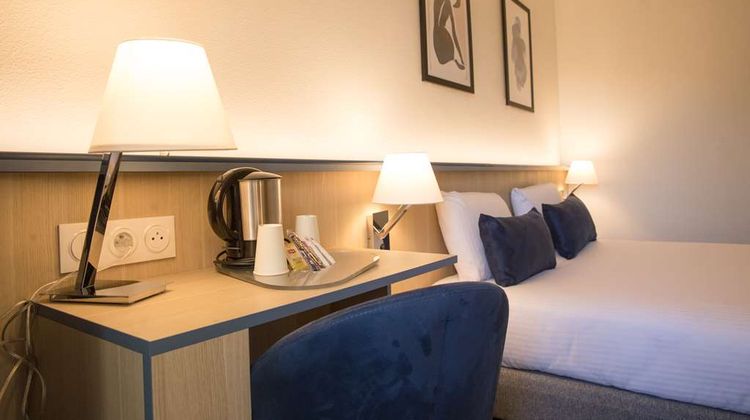 Hotel Kyriad Villefranche Sur Saone Room