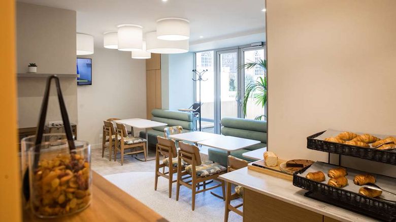 <b>Hotel Kyriad Villefranche Sur Saone Restaurant</b>. Images powered by <a href="https://iceportal.shijigroup.com/" title="IcePortal" target="_blank">IcePortal</a>.