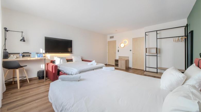 <b>Campanille Montpellier Ouest Croix Room</b>. Images powered by <a href="https://iceportal.shijigroup.com/" title="IcePortal" target="_blank">IcePortal</a>.