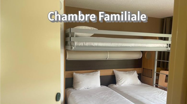 <b>Premiere Classe Hotel Amiens-Glisy Room</b>. Images powered by <a href="https://iceportal.shijigroup.com/" title="IcePortal" target="_blank">IcePortal</a>.