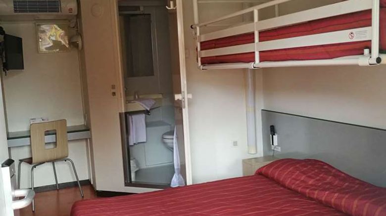 <b>Premiere Classe Angers Ouest Beaucouze Room</b>. Images powered by <a href="https://iceportal.shijigroup.com/" title="IcePortal" target="_blank">IcePortal</a>.
