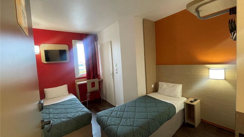 <b>Premiere Classe Angers Sud-Les Ponts DeC Room</b>. Images powered by <a href="https://iceportal.shijigroup.com/" title="IcePortal" target="_blank">IcePortal</a>.
