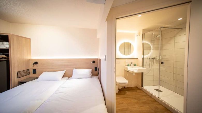 <b>Premiere Classe Annecy Sud-Cran Grevrier Room</b>. Images powered by <a href="https://iceportal.shijigroup.com/" title="IcePortal" target="_blank">IcePortal</a>.
