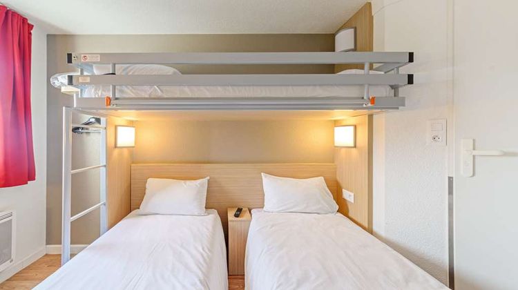 Kyriad Direct Annemasse-Geneve Room