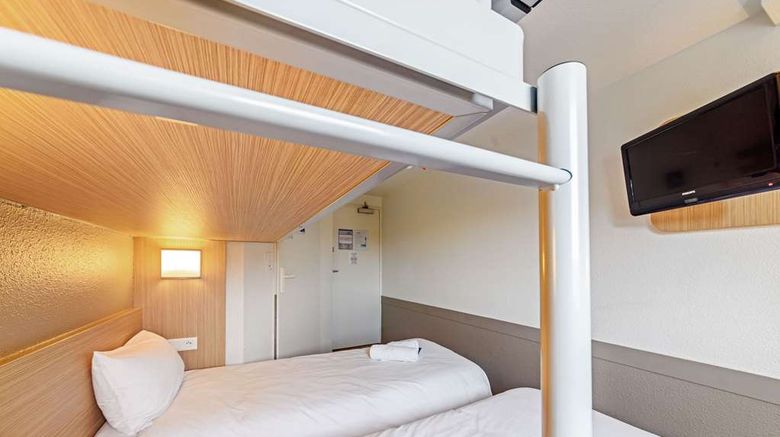 <b>Kyriad Direct Annemasse-Geneve Room</b>. Images powered by <a href="https://iceportal.shijigroup.com/" title="IcePortal" target="_blank">IcePortal</a>.