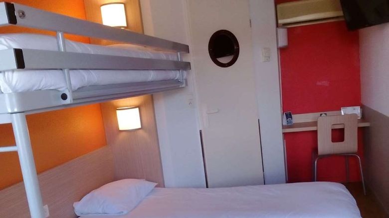 <b>Hotel Premiere Classe, Belfort Room</b>. Images powered by <a href="https://iceportal.shijigroup.com/" title="IcePortal" target="_blank">IcePortal</a>.