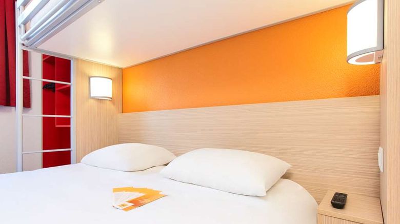 <b>Hotel Premiere Classe, Belfort Room</b>. Images powered by <a href="https://iceportal.shijigroup.com/" title="IcePortal" target="_blank">IcePortal</a>.