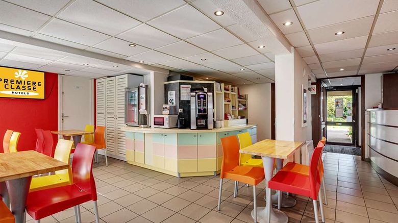 <b>Premiere Classe Bethune Fouquires les Be Restaurant</b>. Images powered by <a href="https://iceportal.shijigroup.com/" title="IcePortal" target="_blank">IcePortal</a>.