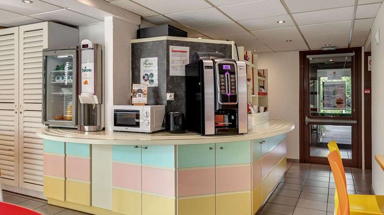 <b>Premiere Classe Bethune Fouquires les Be Restaurant</b>. Images powered by <a href="https://iceportal.shijigroup.com/" title="IcePortal" target="_blank">IcePortal</a>.