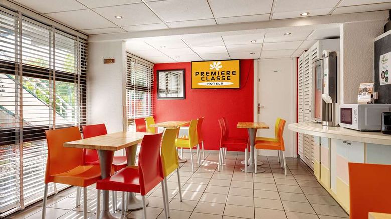 <b>Premiere Classe Bethune Fouquires les Be Restaurant</b>. Images powered by <a href="https://iceportal.shijigroup.com/" title="IcePortal" target="_blank">IcePortal</a>.