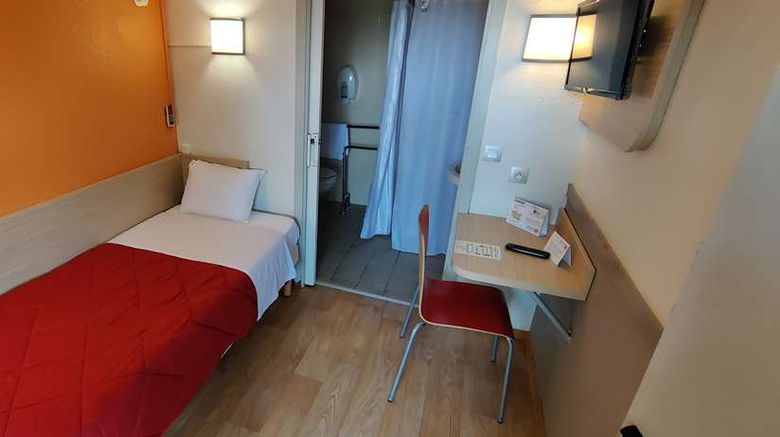 <b>PREMIERE CLASSE BEZIERS Room</b>. Images powered by <a href="https://iceportal.shijigroup.com/" title="IcePortal" target="_blank">IcePortal</a>.