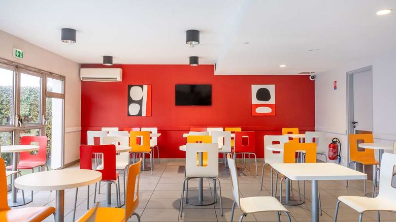<b>Premiere Classe Bordeaux Nord-Lac Restaurant</b>. Images powered by <a href="https://iceportal.shijigroup.com/" title="IcePortal" target="_blank">IcePortal</a>.