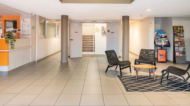 <b>Premiere Classe Bordeaux Nord-Lac Lobby</b>. Images powered by <a href="https://iceportal.shijigroup.com/" title="IcePortal" target="_blank">IcePortal</a>.