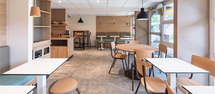Premiere Classe BOURGES Lobby