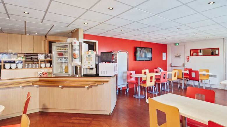 <b>Premiere Classe Cergy Saint Christophe Restaurant</b>. Images powered by <a href="https://iceportal.shijigroup.com/" title="IcePortal" target="_blank">IcePortal</a>.