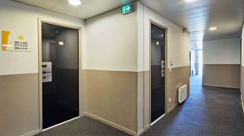 <b>Premiere Classe Cergy Saint Christophe Lobby</b>. Images powered by <a href="https://iceportal.shijigroup.com/" title="IcePortal" target="_blank">IcePortal</a>.