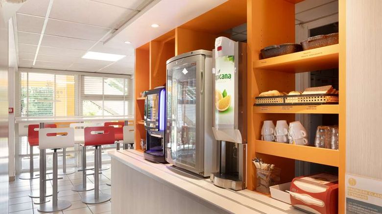 <b>Premiere Classe Chalons-en-Champagne Restaurant</b>. Images powered by <a href="https://iceportal.shijigroup.com/" title="IcePortal" target="_blank">IcePortal</a>.