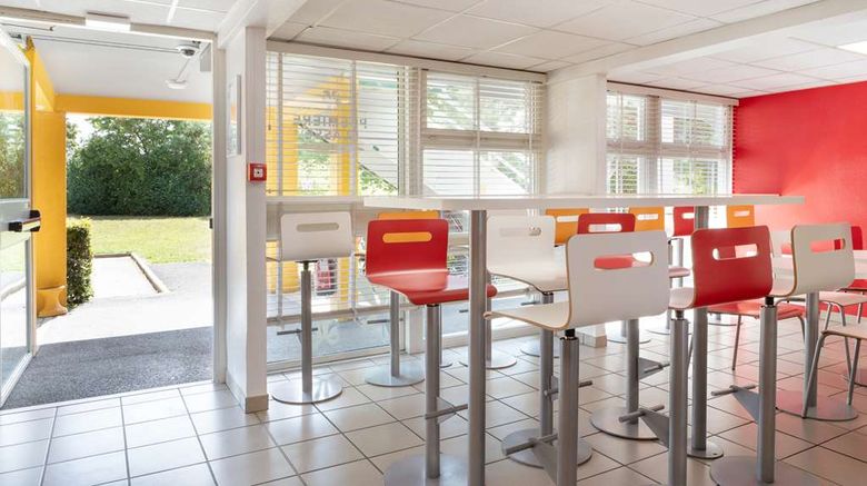 <b>Premiere Classe Chalons-en-Champagne Restaurant</b>. Images powered by <a href="https://iceportal.shijigroup.com/" title="IcePortal" target="_blank">IcePortal</a>.