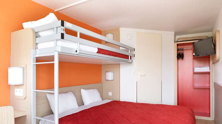 Premiere Classe Chalons-en-Champagne Room