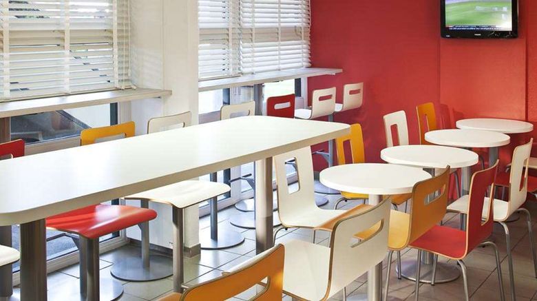 <b>Premiere Classe Charleville-Mezieres Restaurant</b>. Images powered by <a href="https://iceportal.shijigroup.com/" title="IcePortal" target="_blank">IcePortal</a>.