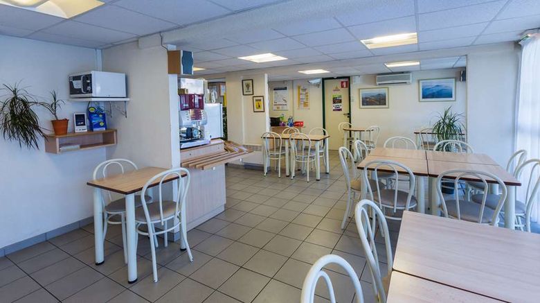 <b>Ibis Budget Clermont Fd Brezet Restaurant</b>. Images powered by <a href="https://iceportal.shijigroup.com/" title="IcePortal" target="_blank">IcePortal</a>.