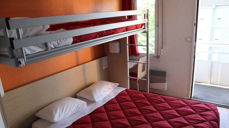 <b>Premiere Classe Clermont Ferrand Sud Room</b>. Images powered by <a href="https://iceportal.shijigroup.com/" title="IcePortal" target="_blank">IcePortal</a>.