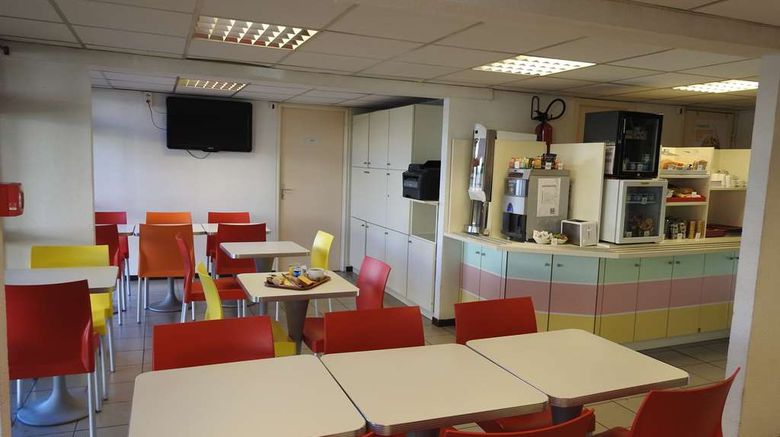 <b>Premiere Classe Conflans-Sainte-Honorine Restaurant</b>. Images powered by <a href="https://iceportal.shijigroup.com/" title="IcePortal" target="_blank">IcePortal</a>.