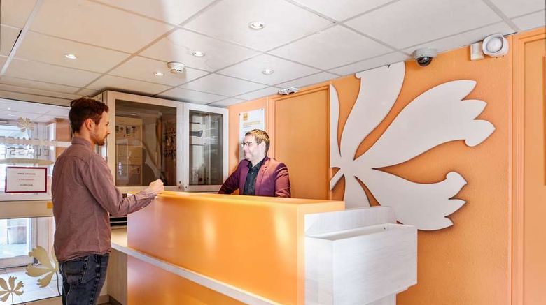 <b>Hotel Premiere Classe Lobby</b>. Images powered by <a href="https://iceportal.shijigroup.com/" title="IcePortal" target="_blank">IcePortal</a>.