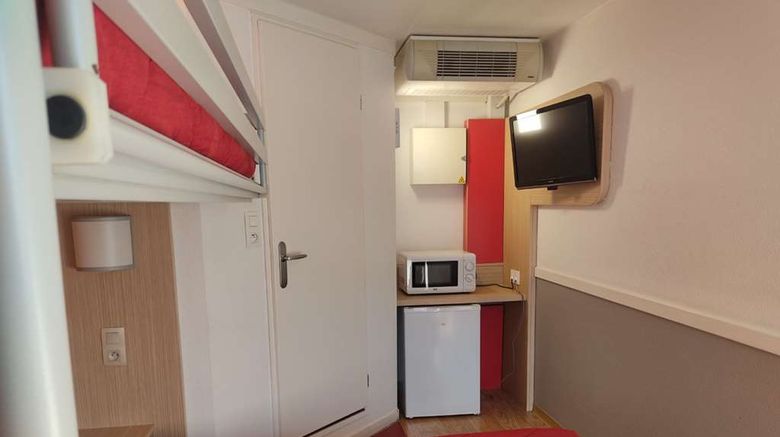 <b>Hotel Premiere Classe Room</b>. Images powered by <a href="https://iceportal.shijigroup.com/" title="IcePortal" target="_blank">IcePortal</a>.