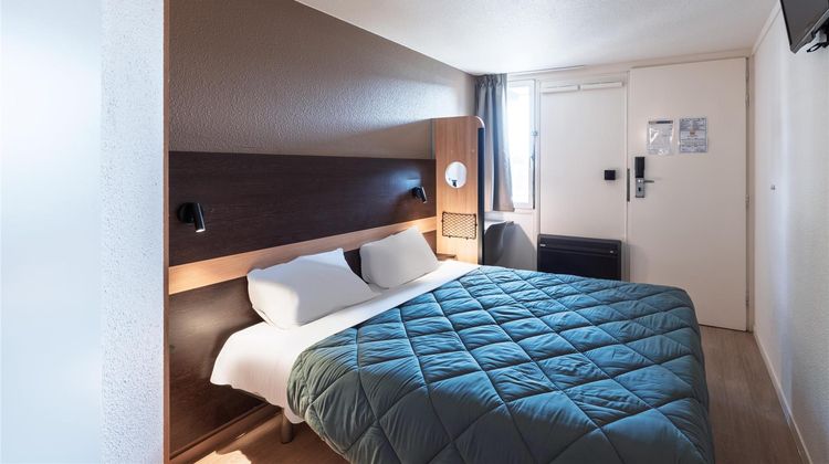 Premiere Classe Dreux Room