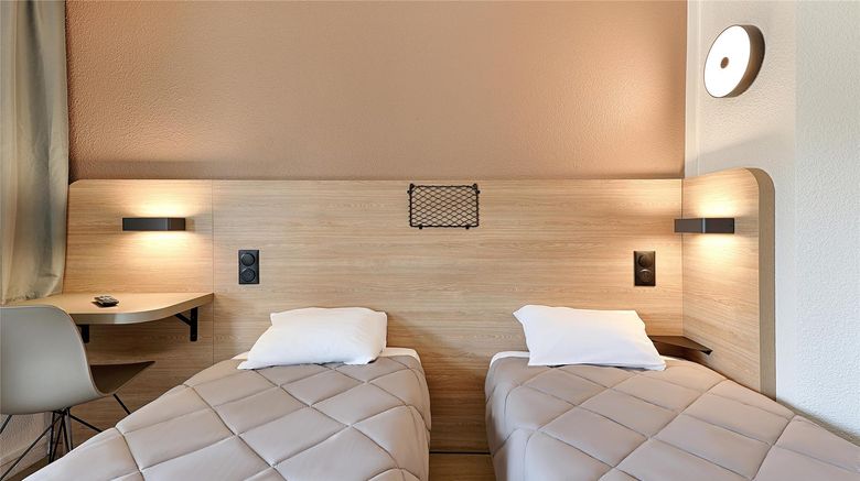 <b>Premiere Classe Dreux Room</b>. Images powered by <a href="https://iceportal.shijigroup.com/" title="IcePortal" target="_blank">IcePortal</a>.