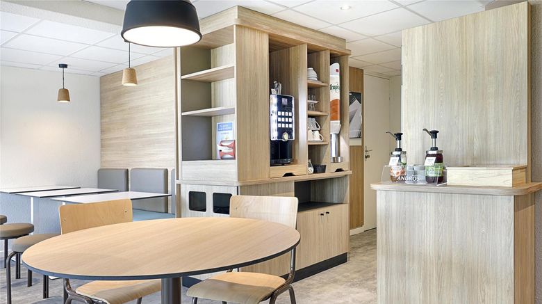 <b>Premiere Classe Dreux Restaurant</b>. Images powered by <a href="https://iceportal.shijigroup.com/" title="IcePortal" target="_blank">IcePortal</a>.