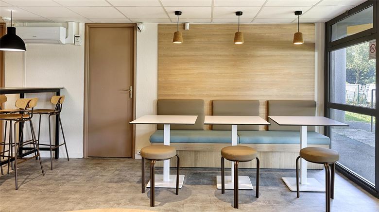 <b>Premiere Classe Dreux Restaurant</b>. Images powered by <a href="https://iceportal.shijigroup.com/" title="IcePortal" target="_blank">IcePortal</a>.