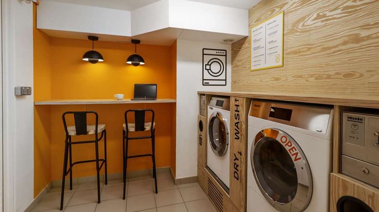 <b>Premiere Classe Henin Beaumont Lobby</b>. Images powered by <a href="https://iceportal.shijigroup.com/" title="IcePortal" target="_blank">IcePortal</a>.