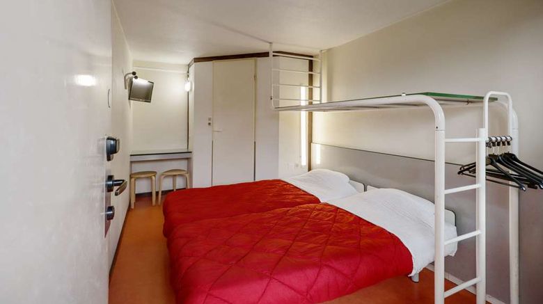 <b>Premiere Classe Henin Beaumont Room</b>. Images powered by <a href="https://iceportal.shijigroup.com/" title="IcePortal" target="_blank">IcePortal</a>.