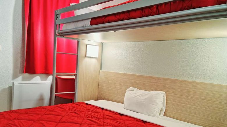 <b>Hotel Premiere Classe Honfleur Room</b>. Images powered by <a href="https://iceportal.shijigroup.com/" title="IcePortal" target="_blank">IcePortal</a>.