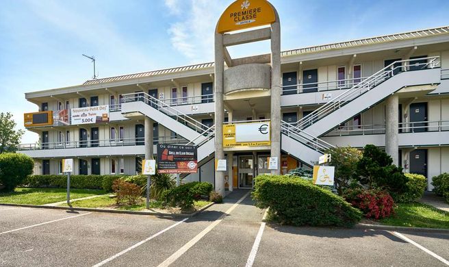 Premiere Classe La Roche sur Yon Exterior