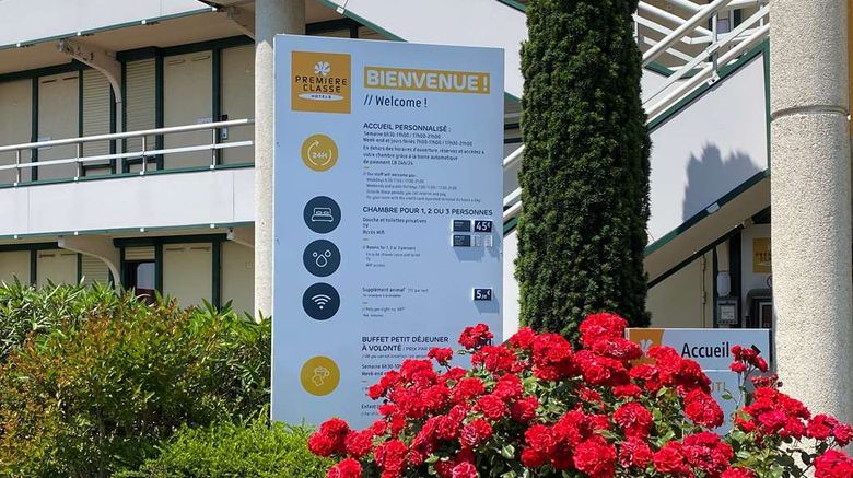 Premiere Classe La Rochelle Sud-Angoulin Exterior. Images powered by <a href="https://iceportal.shijigroup.com" target="_blank" rel="noopener">Ice Portal</a>.