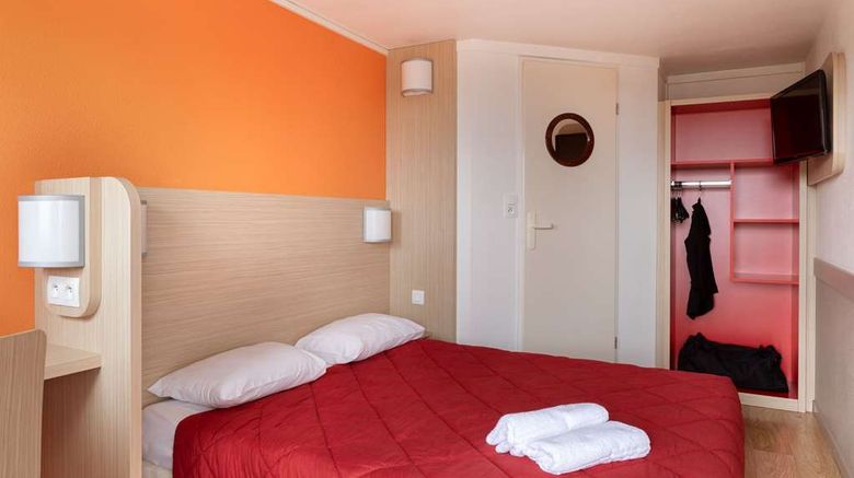 <b>Premiere Classe La Ville-Du-Bois Room</b>. Images powered by <a href="https://iceportal.shijigroup.com/" title="IcePortal" target="_blank">IcePortal</a>.