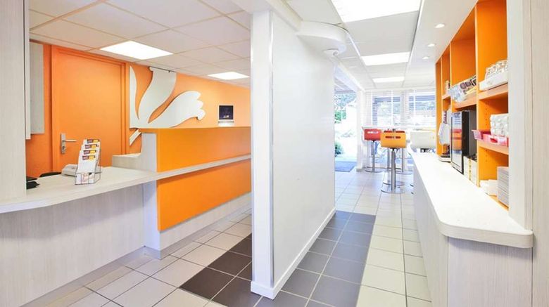 <b>Premiere Classe Lille Est-Stade Pierre Lobby</b>. Images powered by <a href="https://iceportal.shijigroup.com/" title="IcePortal" target="_blank">IcePortal</a>.
