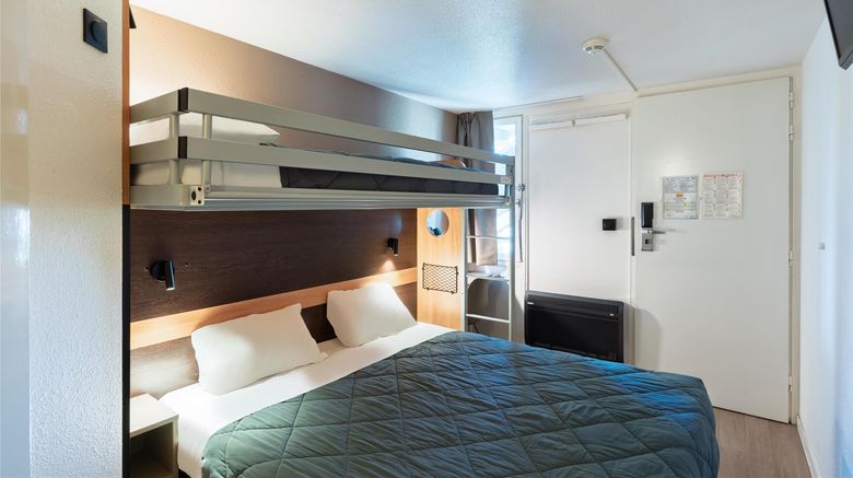 <b>Premiere Classe Lyon Est-Airport Exupery Room</b>. Images powered by <a href="https://iceportal.shijigroup.com/" title="IcePortal" target="_blank">IcePortal</a>.