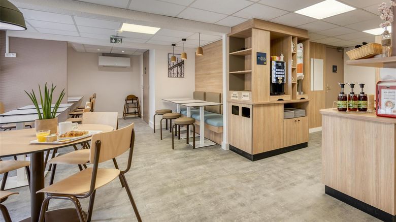 <b>Premiere Classe Lyon Est-Airport Exupery Restaurant</b>. Images powered by <a href="https://iceportal.shijigroup.com/" title="IcePortal" target="_blank">IcePortal</a>.